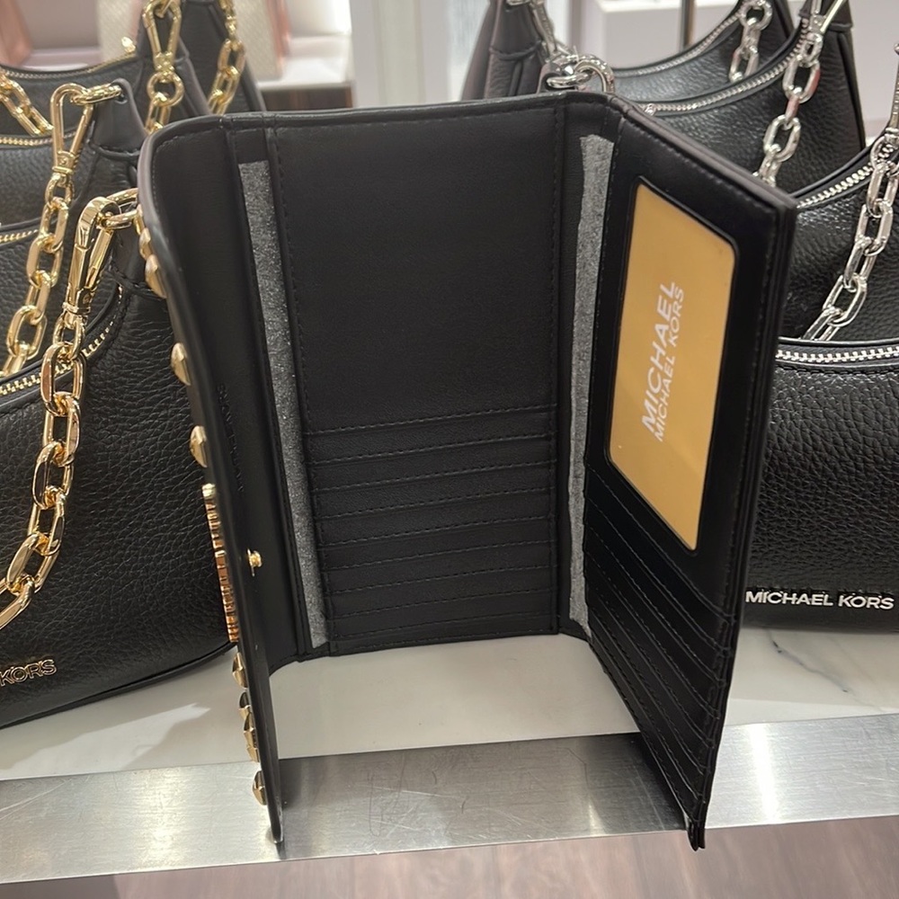MICHAEL KORS JET SET TRAVEL LADY LARGE TRIFOLD  NON-LEATHER VEGAN WALLET 
BLACK - Picture 2 of 16